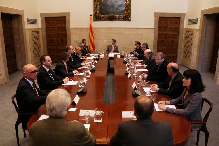 2013 Mesa Sectorial presenta informe a Artur Mas 2013