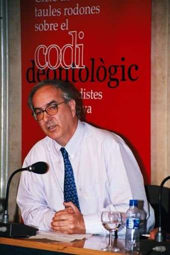 Cicle de taules rodones sobre cadascun dels punts del Codi Deontològic. Ignacio Rodríguez copy