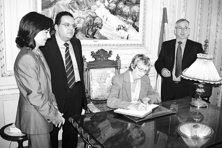 2002. Inauguracio seu Demarcacio Ebre -1 (3)